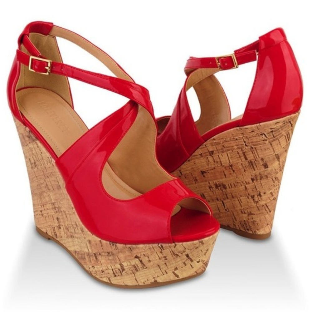 🍓 Forever 21 red cork wedges ❤️